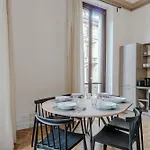 Piazza C - 2 Bedrooms & 2 Bathrooms Lägenhet Turin