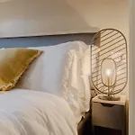 Lägenhet Piazza C - 2 Bedrooms & 2 Bathrooms *