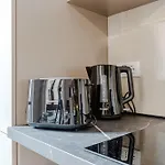 Piazza C - 2 Bedrooms & 2 Bathrooms