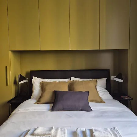 Piazza C - 2 Bedrooms & 2 Bathrooms * טורינו